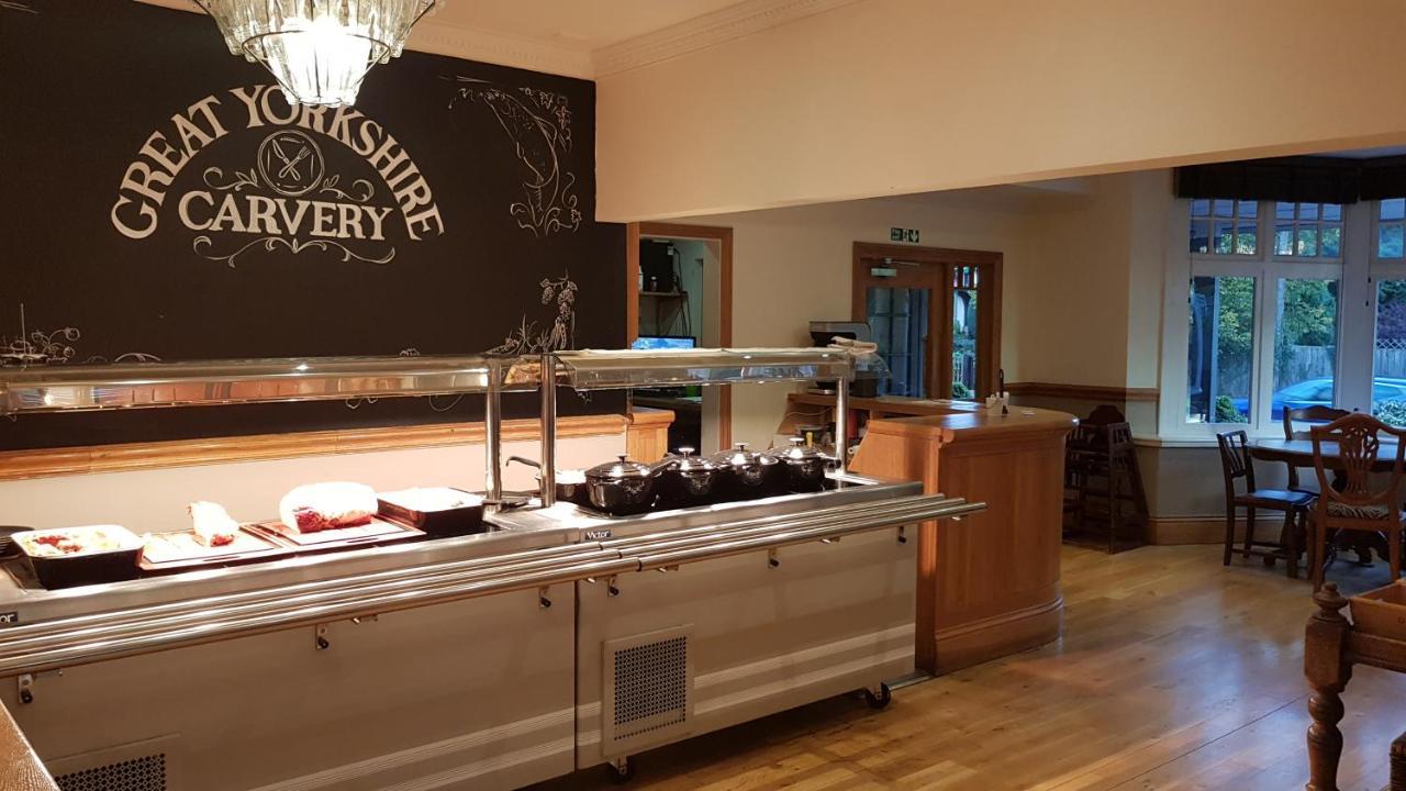 The George Carvery & Hotel Ripon Extérieur photo